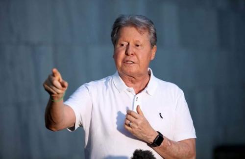 Prefeito Arthur pede diálogo entre empresa e governo para permanência da Petrobras no Amazonas