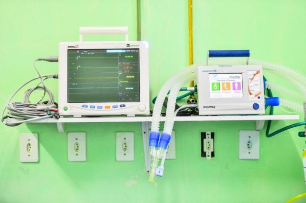 Wilson Lima anuncia que 100% das unidades hospitalares do interior já têm respiradores  