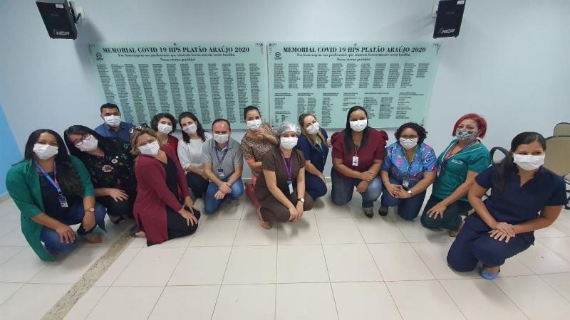 Platão Araújo inaugura memorial em homenagem a profissionais que atuaram no combate à Covid-19 