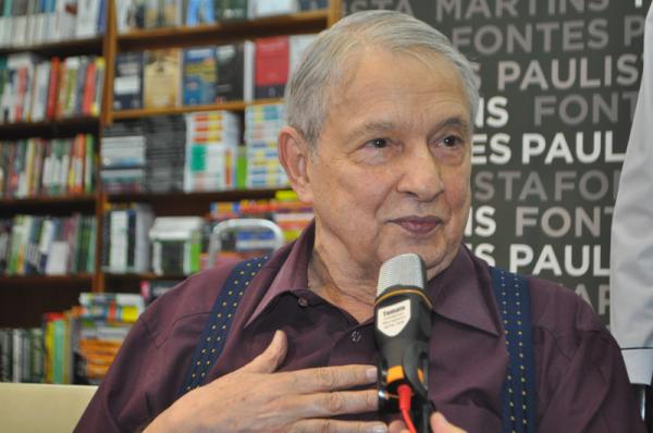 Morre o radialista José Paulo de Andrade, vítima do coronavírus