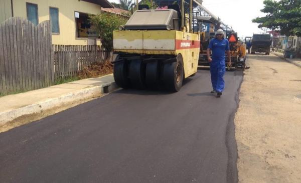 Governo do Amazonas entrega pavimentação de 5,97 km de ruas em Canutama