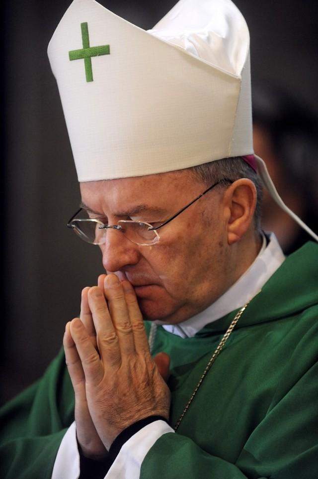 Ex-núncio do Vaticano na França será julgado por agressão sexual em novembro 