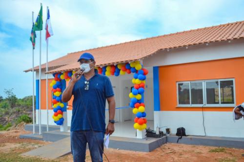 Bi Garcia inicia maratona de inaugurações em Parintins