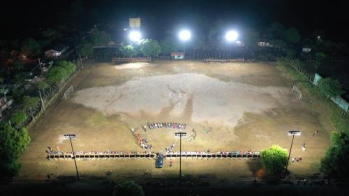 Iluminação de LED em campos de futebol no interior de Parintins 