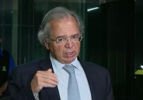 Programa para corte de salário ganha mais 2 meses