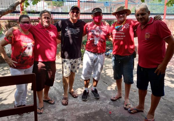 Júnior e Delma reúnem sócios do Garantido que moram em Barreirinha