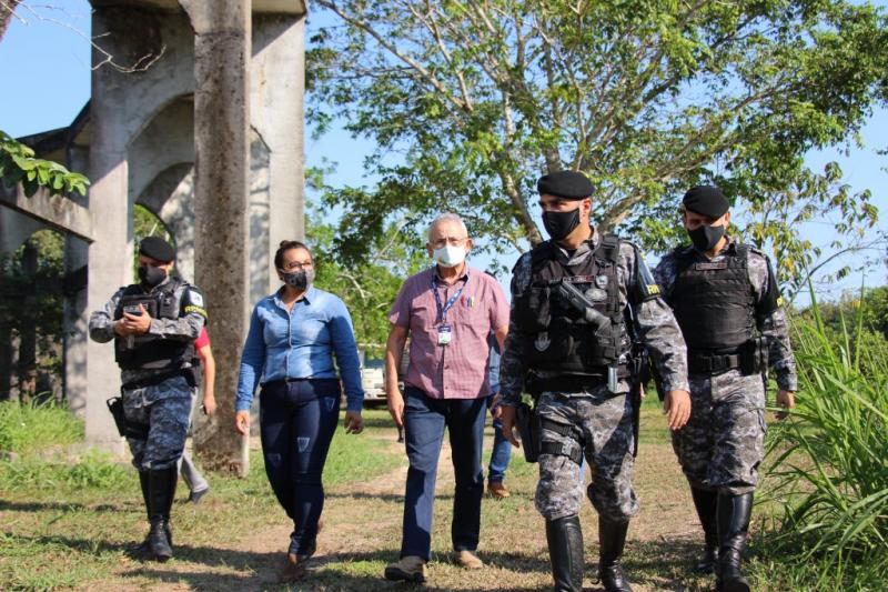 Idam e Cavalaria do Amazonas visitam a área do Centrer