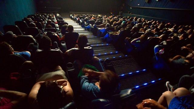 Quatro cinemas de Manaus retomam atividades; capacidade das salas e horários de sessões são reduzidos