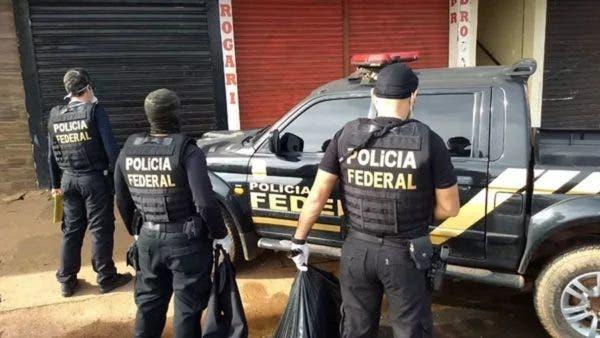 Justiça bloqueia R$ 252 mi de facção do tráfico e manda PF prender 422 em 19 Estados e no DF