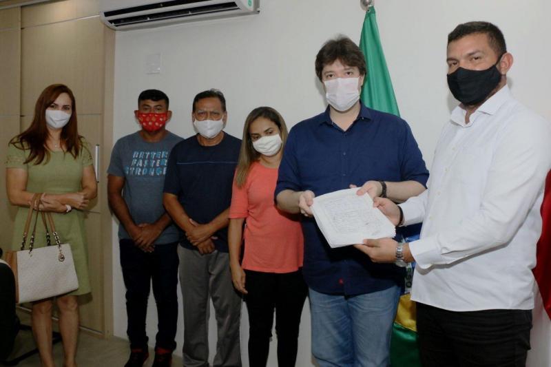 Secretaria de Educação recebe abaixo-assinado de pais com 1,7 mil assinaturas pelo retorno às aulas presenciais