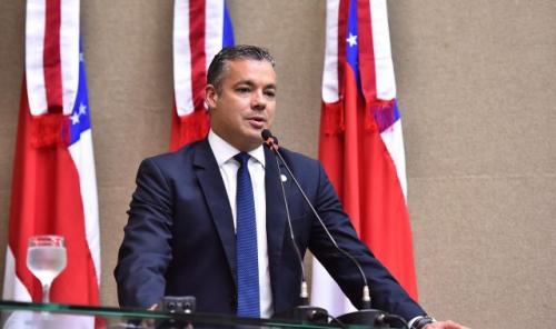 Governo Bolsonaro destinou mais de 537 milhões de dólares ao Amazonas em auxílio emergencial, diz Josué