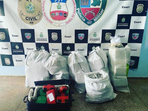 Cerca de 180 quilos de drogas apreendidas pela Base Arpão são incinerados em Coari
