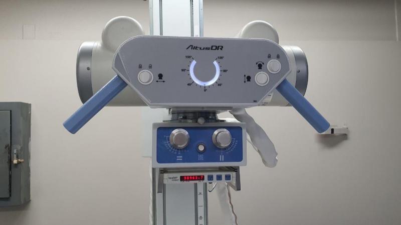 HPS Platão Araújo inaugura novo aparelho de raio-x e sala de alta