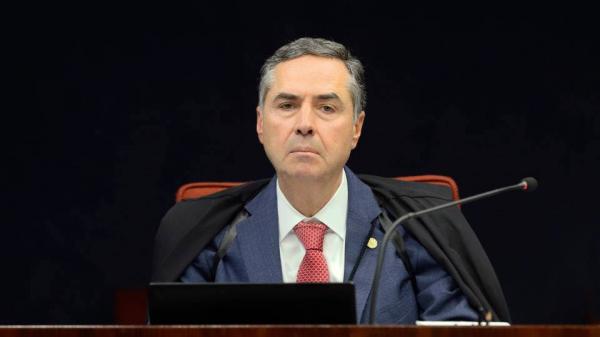 Barroso suspende foro privilegiado a defensores e procuradores de quatro Estados, Amazonas e Pará na lista Barroso suspende foro privilegiado a defensores e procuradores de quatro Estados, Amazonas e Pará na lista
