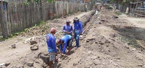 SAAE, em parceria com a Prefeitura, expande rede de água na ocupação do Castanhal