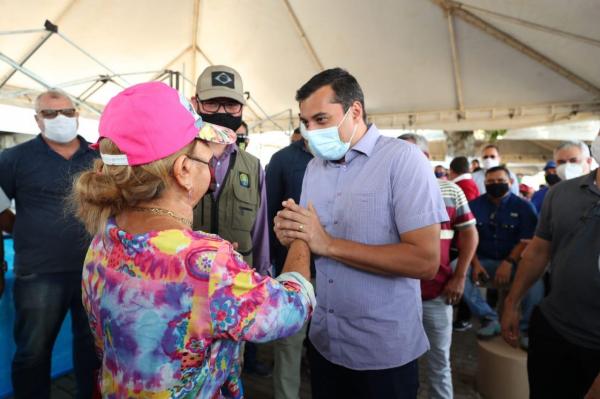 Em Tefé, Wilson Lima e secretário nacional de Aquicultura e Pesca visitam Feira do Pirarucu de Manejo