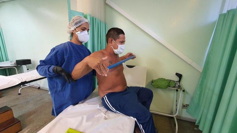 Outubro Rosa: mesmo raro, câncer de mama pode afetar o público masculino