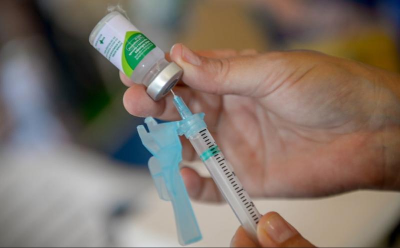 Prefeito Arthur anuncia reforço da vacina contra Influenza com mais de 50 mil doses enviadas pelo Instituto Butantan