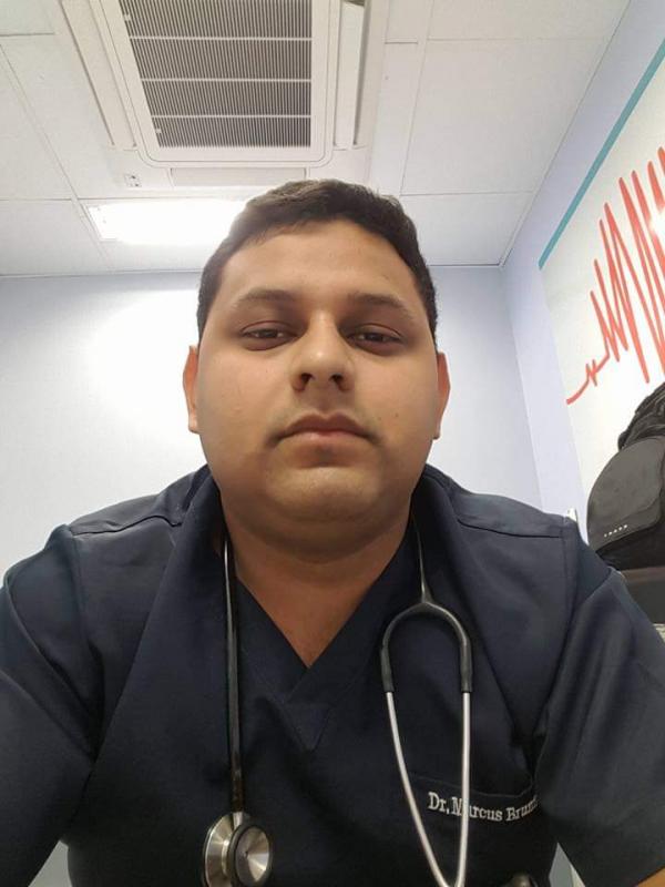 Médico Marcus Brunner de Parintins, foi removido de Roraima e já está em São Paulo para tratar COVID-19 