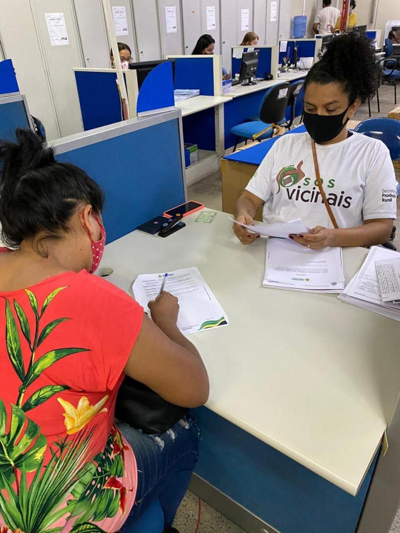 Governo do Amazonas indeniza famílias retiradas em 2014 da Comunidade da Sharp