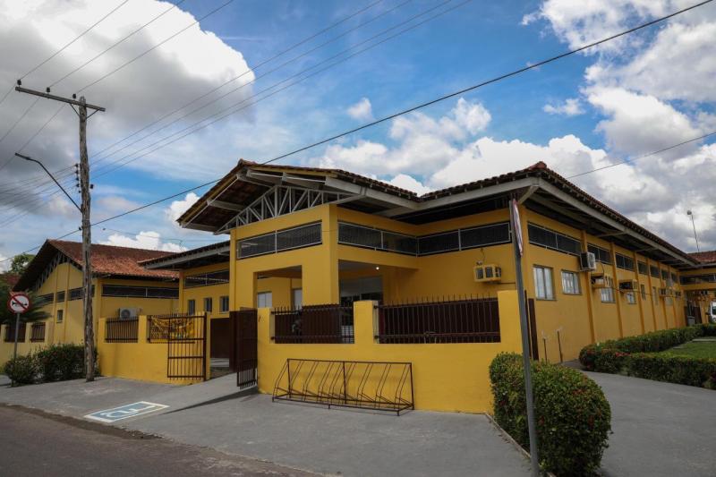 Governo do Amazonas investe em revitalização de escolas e de hospital em Urucará