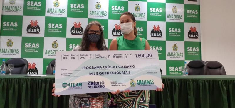 Governo do Amazonas concede benefícios por meio do Programa Crédito Solidário
