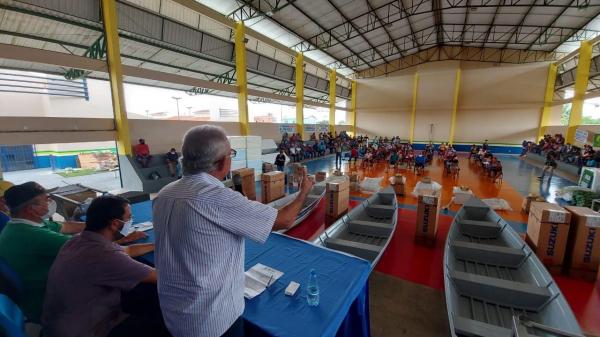 Governo do Amazonas fomenta setor primário em Manaquiri