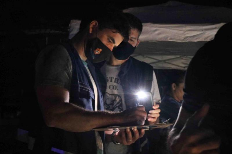 Festas clandestinas e estabelecimentos são fechados em fiscalizações