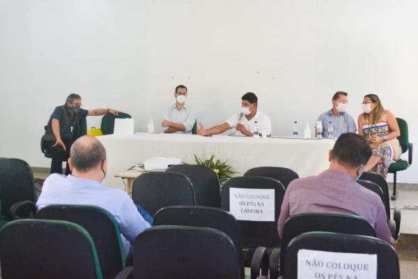 Parintins dimunuie horário do toque de recolher e libera prática de esportes coletivos