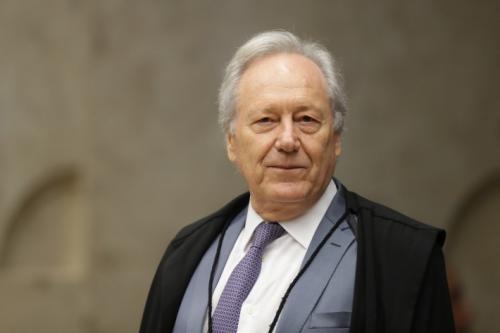 Lewandowski dá 48 horas para Pazuello esclarecer cronograma de vacinação contra a covid-19