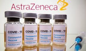 Vacina de Oxford tem 'proteção de 100%' contra formas graves de covid-19, diz AstraZeneca 