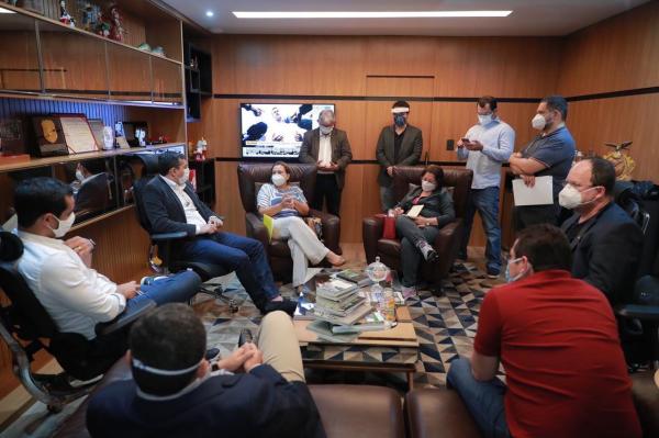 Aumento de casos de Coronavírus faz Órgãos de controle recomendar ao Governo do Estado fechar e suspender atividades econômicas no Amazonas 