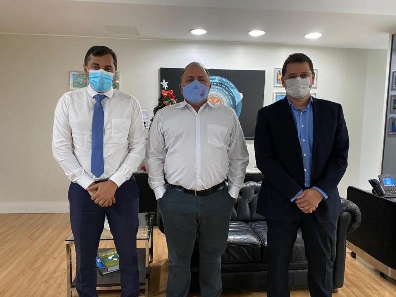 Covid-19: Equipe do Ministério da Saúde visita Manaus para alinhar ações de enfrentamento à doença