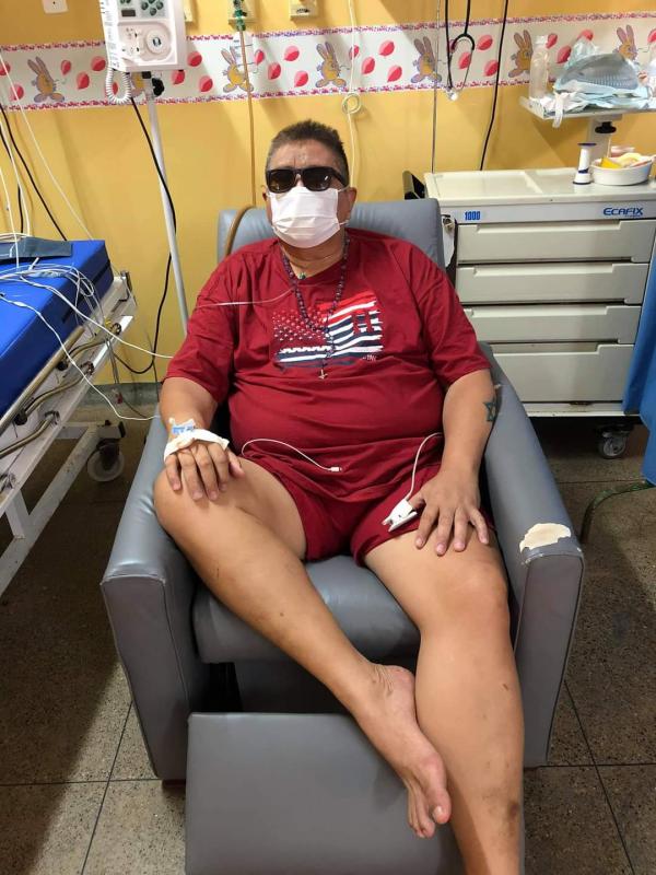 David Assayag que luta contra o coronavírus agradece as orações  