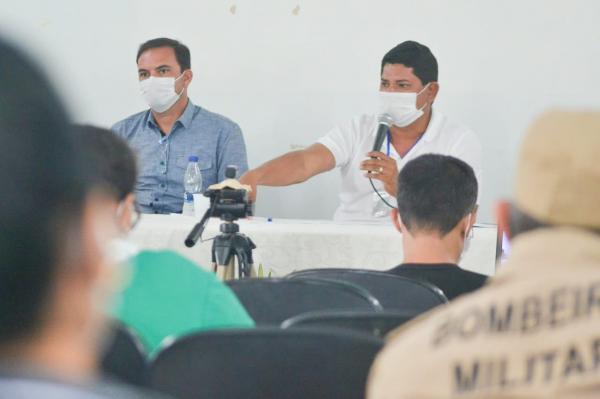 Nova onda de casos de COVID-19 em Manaus, faz Parintins impor novo decreto para enfrentar a pandemia