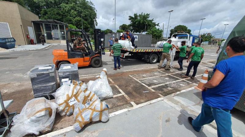 Inicia montagem de usinas de oxigênio em enfermaria de campanha no Delphina Aziz