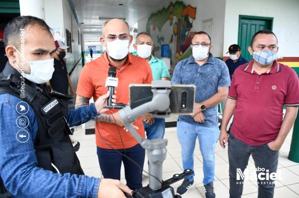 Cabo Maciel entrega 400 cestas básicas para famílias itacoatiarenses  