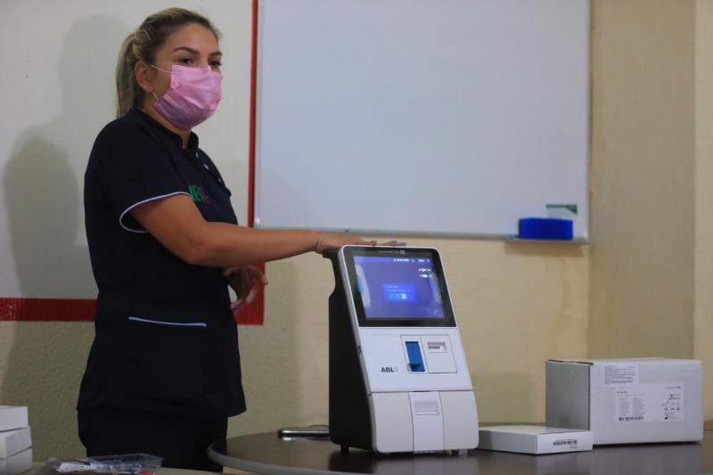 Aparelhos de gasometria começam a ser enviados para hospitais do interior do Amazonas