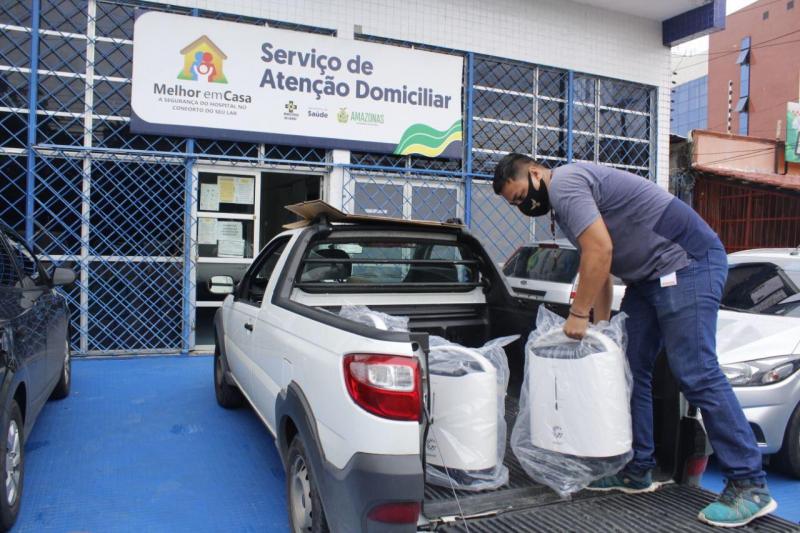 Mais de 20 concentradores de oxigênio são entregues pelo Governo nas casas de pessoas com dificuldades respiratórias