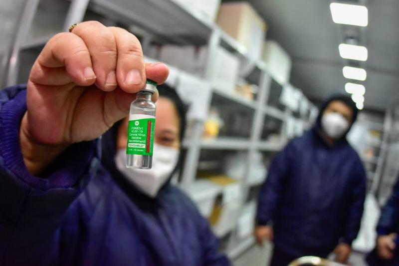 FVS-AM reafirma segurança da vacina AstraZeneca para idosos e esclarece sobre evento adverso