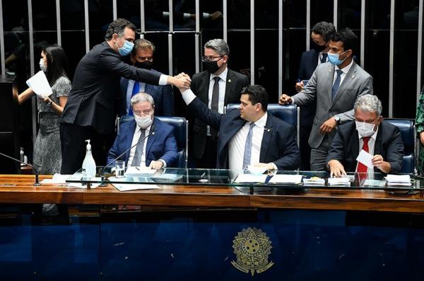 Rodrigo Pacheco é o novo presidente do Senado  