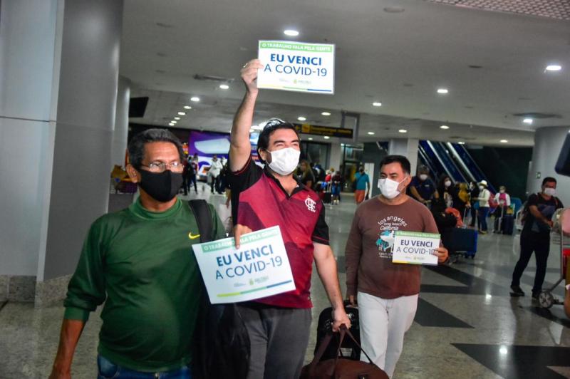 De volta para casa: Mais 21 pacientes recuperados de Covid-19 retornaram para Manaus