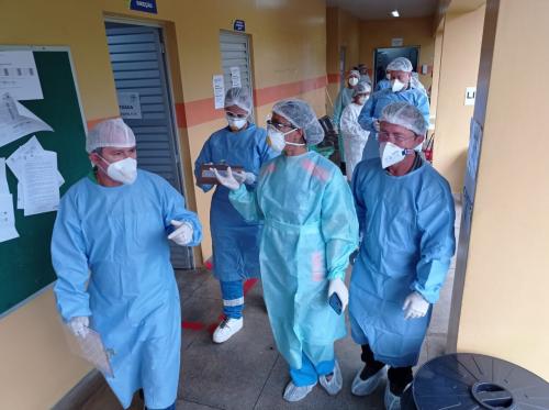 Importância da restrição de acompanhantes no hospital Jofre Cohen é reforçada por autoridades da saúde