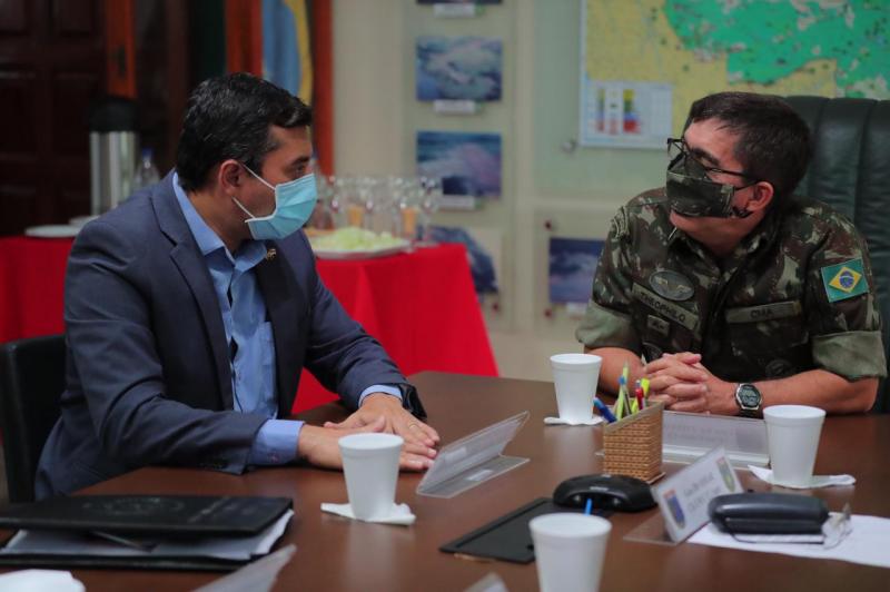 Wilson Lima se reúne com comandante do CMA para alinhar plano de aceleração da vacinação conta Covid-19 no AM Wilson Lima se reúne com comandante do CMA para alinhar plano de aceleração da vacinação conta Covid-19 no AM