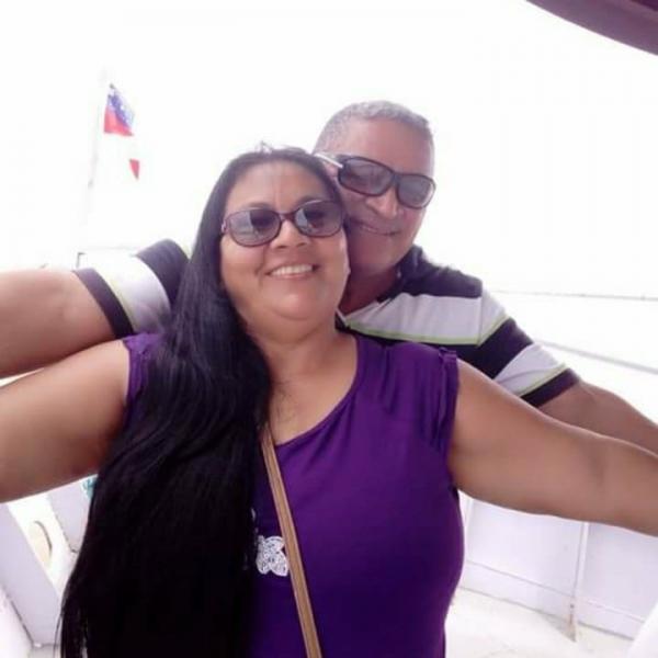 Professora da escola Tsukasa Uyetsuka na Vila Amazônia de Parintins, morre de Coronavírus em Manaus Professora da escola Tsukasa Uyetsuka na Vila Amazônia de Parintins, morre de Coronavírus em Manaus