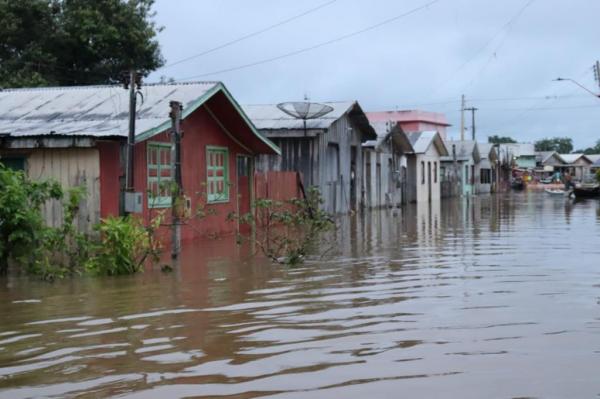 Eirunepé já tem mais de três mil casas afetadas pela cheia do Rio Juruá