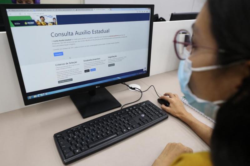 Beneficiários do Auxílio Estadual ganham novo número para consulta sobre entrega dos cartões