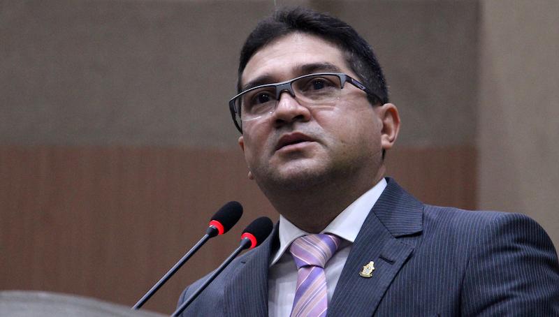 Jander Lobato solicita à Seminf melhorias de infraestrutura nas zonas Norte e Leste de Manaus 