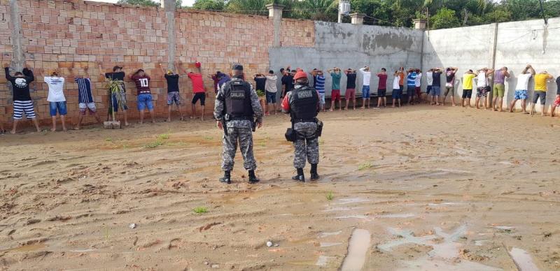 Mais de 500 pessoas foram flagradas em festas clandestinas na pandemia neste ano