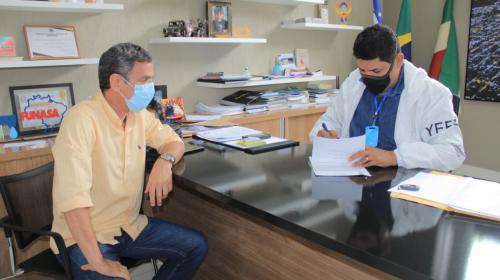 Bi Garcia nomeia ex-vereador Henrique Medeiros como secretário extraordinário